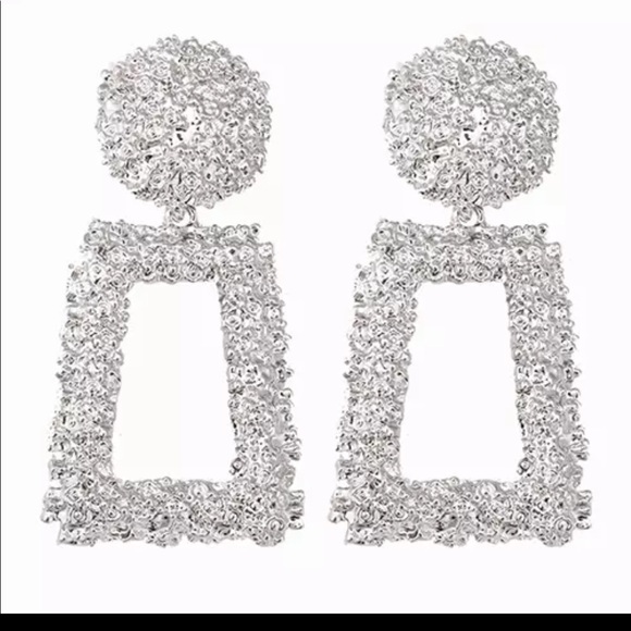 • Tatum • Etched Geometric Earrings - Picture 3 of 3